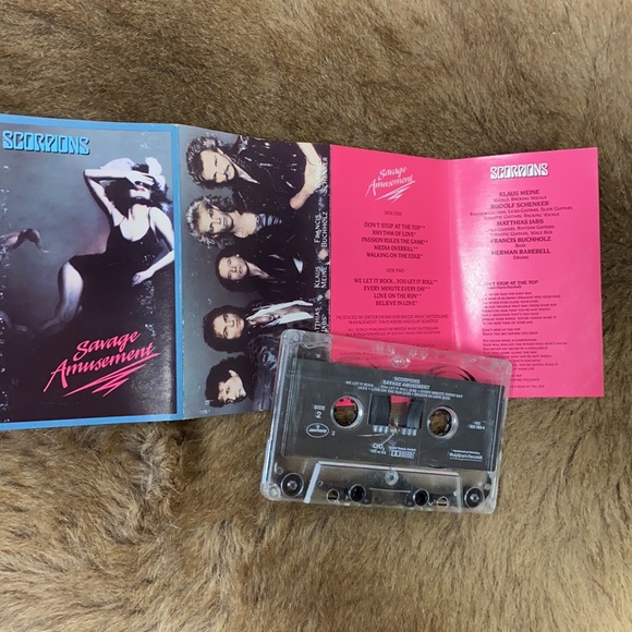 Scorpions Savage Amusement Cassette - Picture 3 of 5